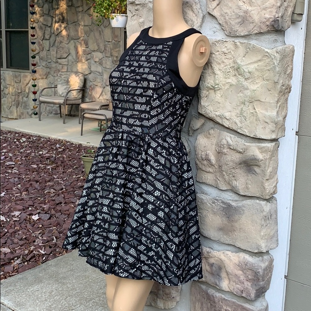 TRIXXI | Black Gray Lace Sleeveless Cocktail Dress